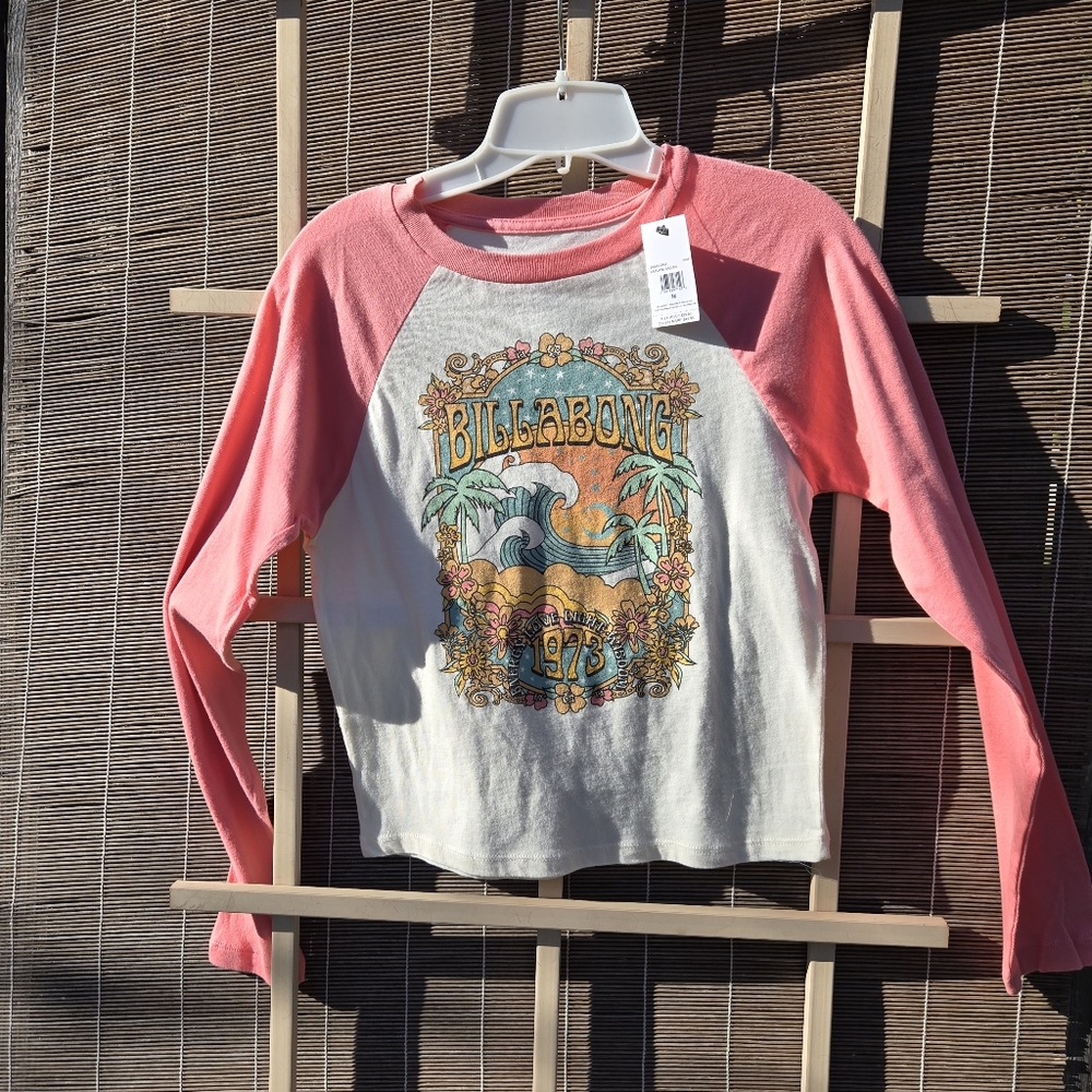 Billabong long sleeve T-shirt Size Medium.